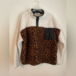 Seven 7 Women’s Sherpa Snap Pullover Sweater  size XL Leopard And White print